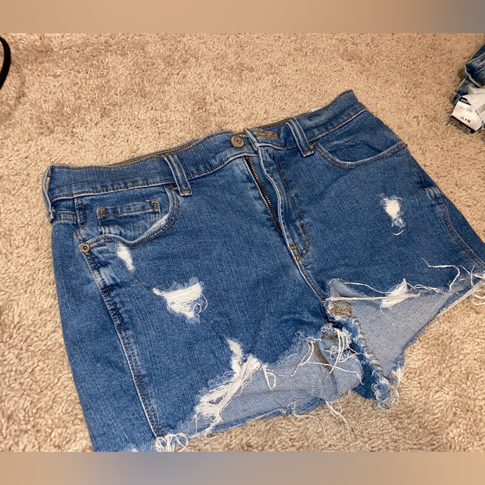 Jean Shorts - Picture 2 of 6